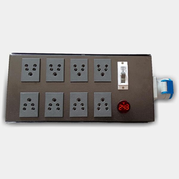 8 Socket 5Amp German Box